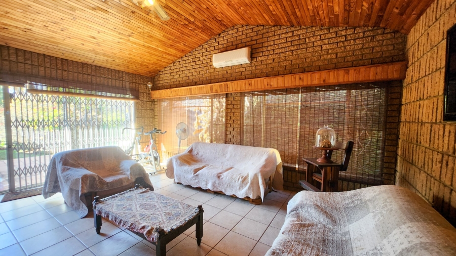 4 Bedroom Property for Sale in Wilkoppies North West
